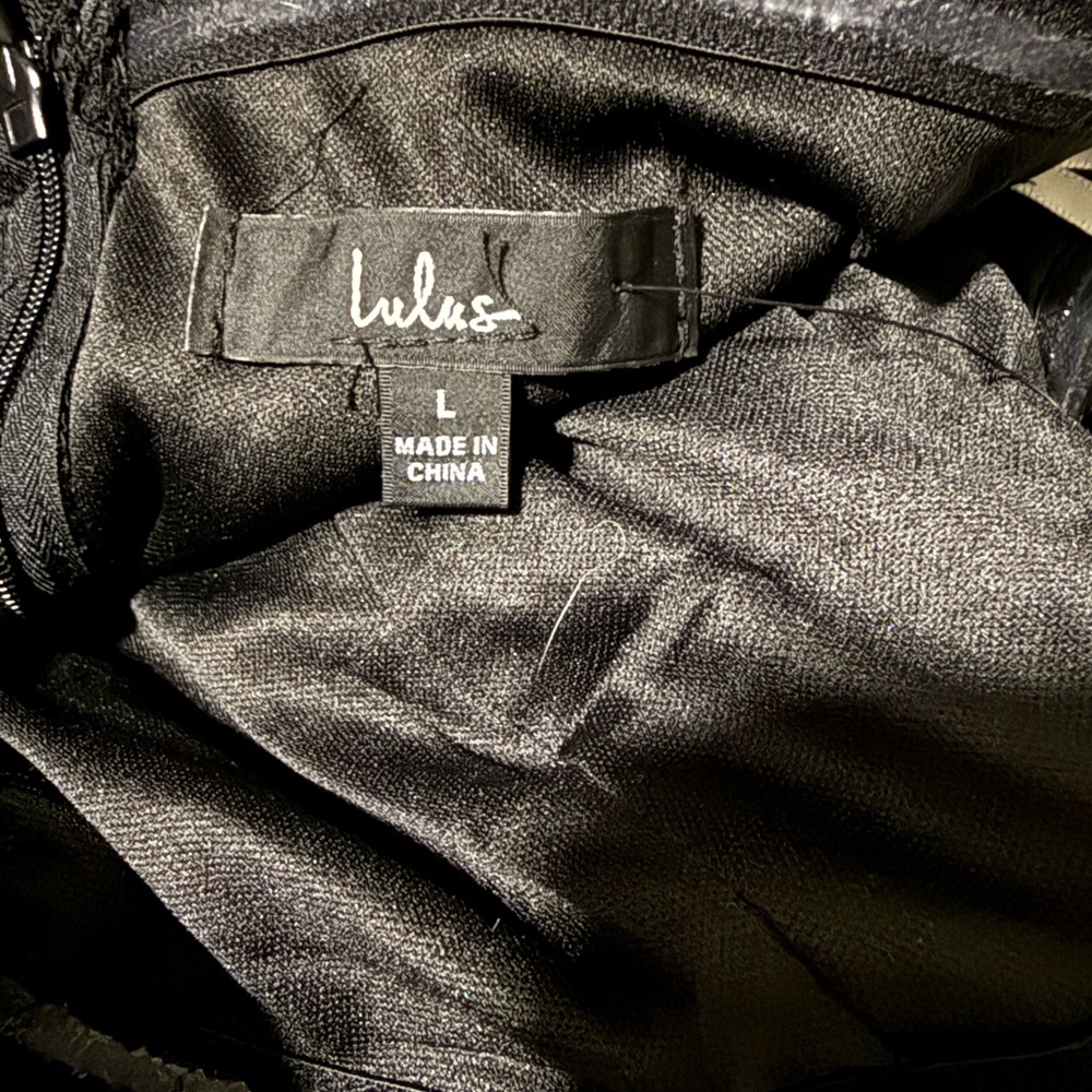 Lulus - Picture 4 of 4